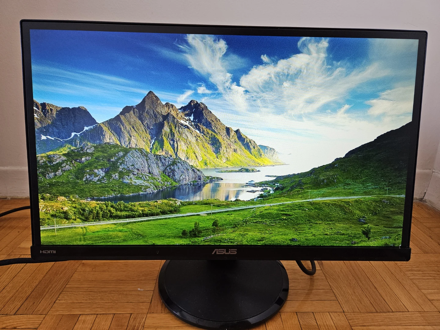 ASUS VA229HR LCD Monitor 21.5‑inch