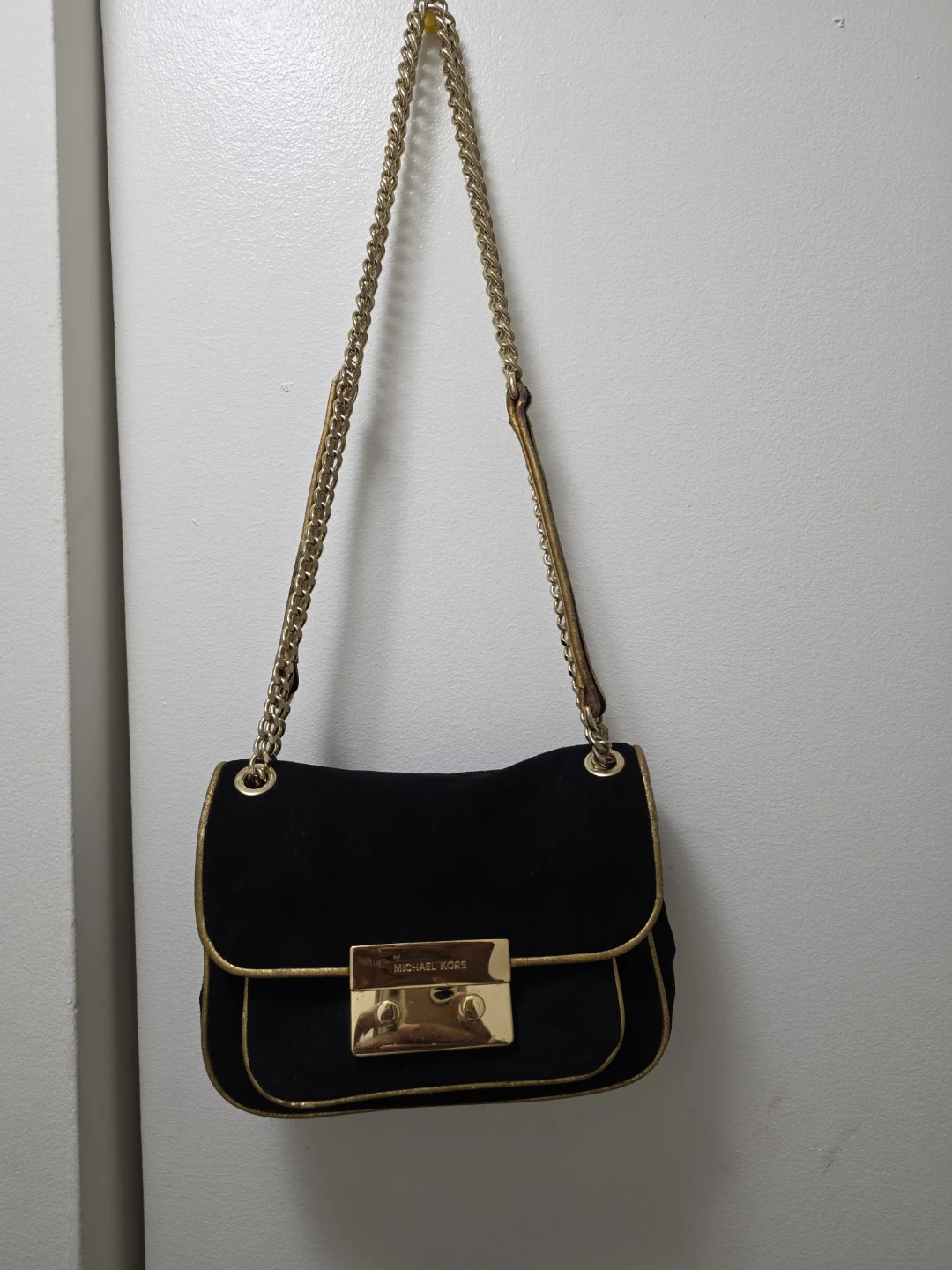 Authentic Michael Kors Black Suede Chain Shoulder Bag - photo 2