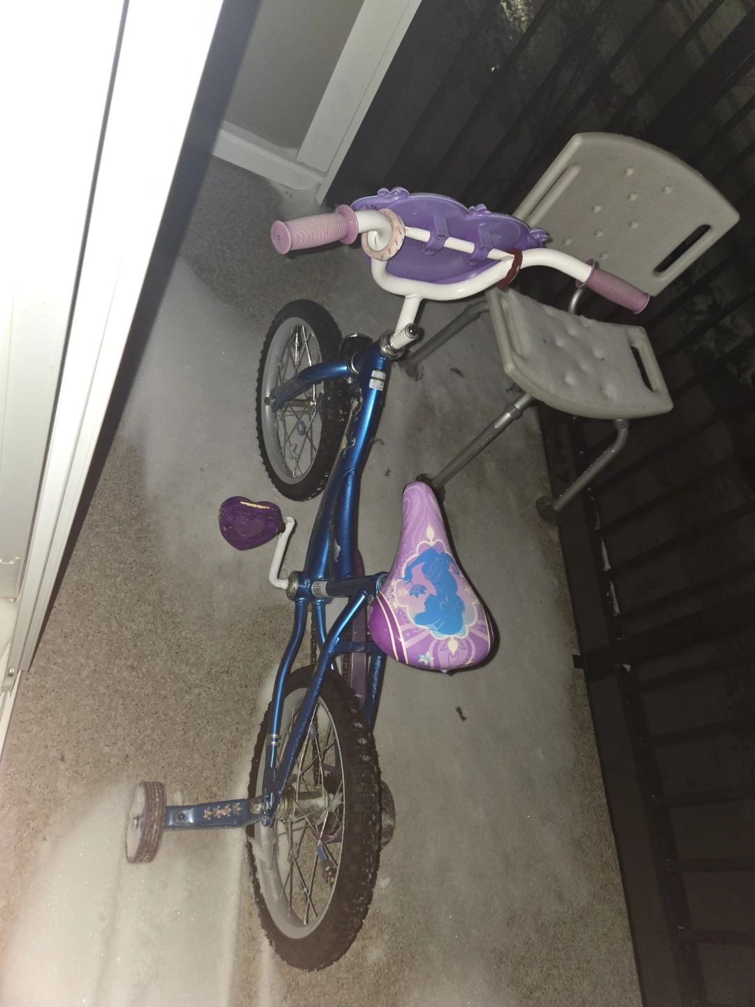 Great condition Princess Cycle with holds. Delivery Available - photo 3