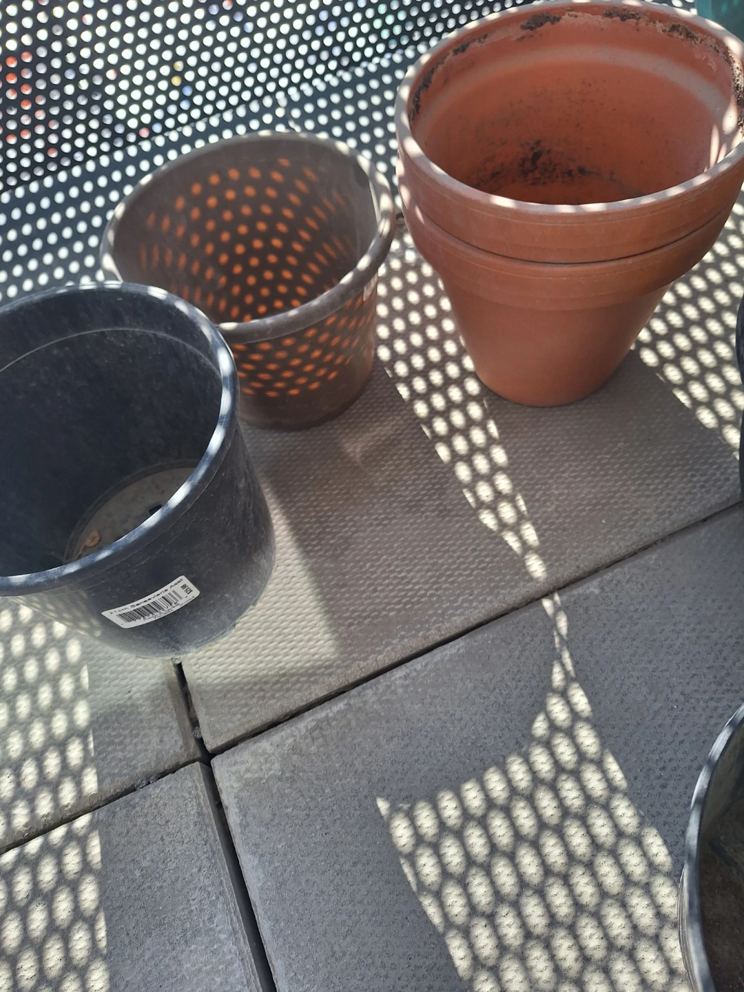 Assorted Plant Pots and Hangers - photo 2