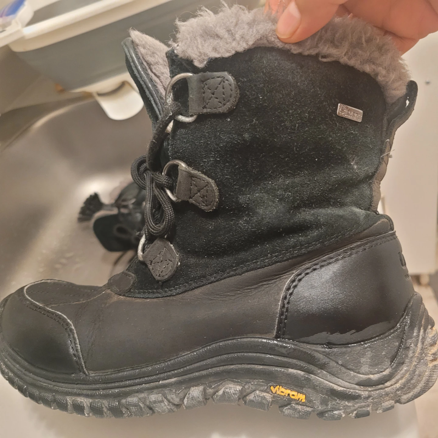 $30 UGG Black Winter Boots with Vibram Sole - photo 4