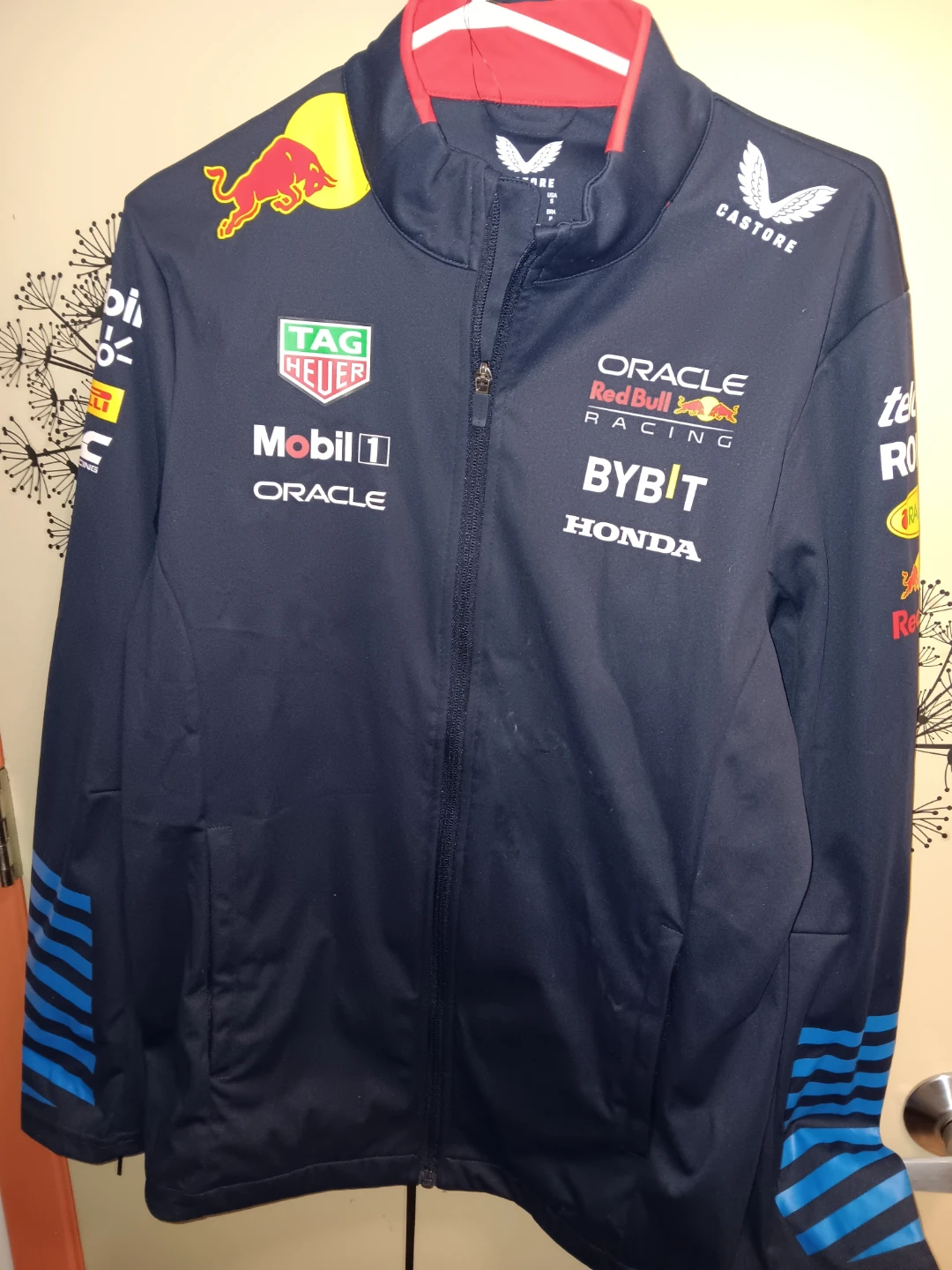 Brand New, Super Cool, Castore /Red Bull Racing Team Jacket