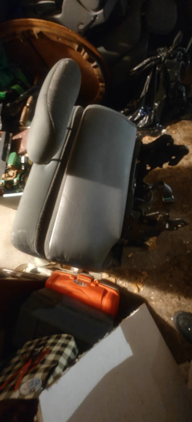 Dodge grand/caravan Seat with Headrest - photo 2