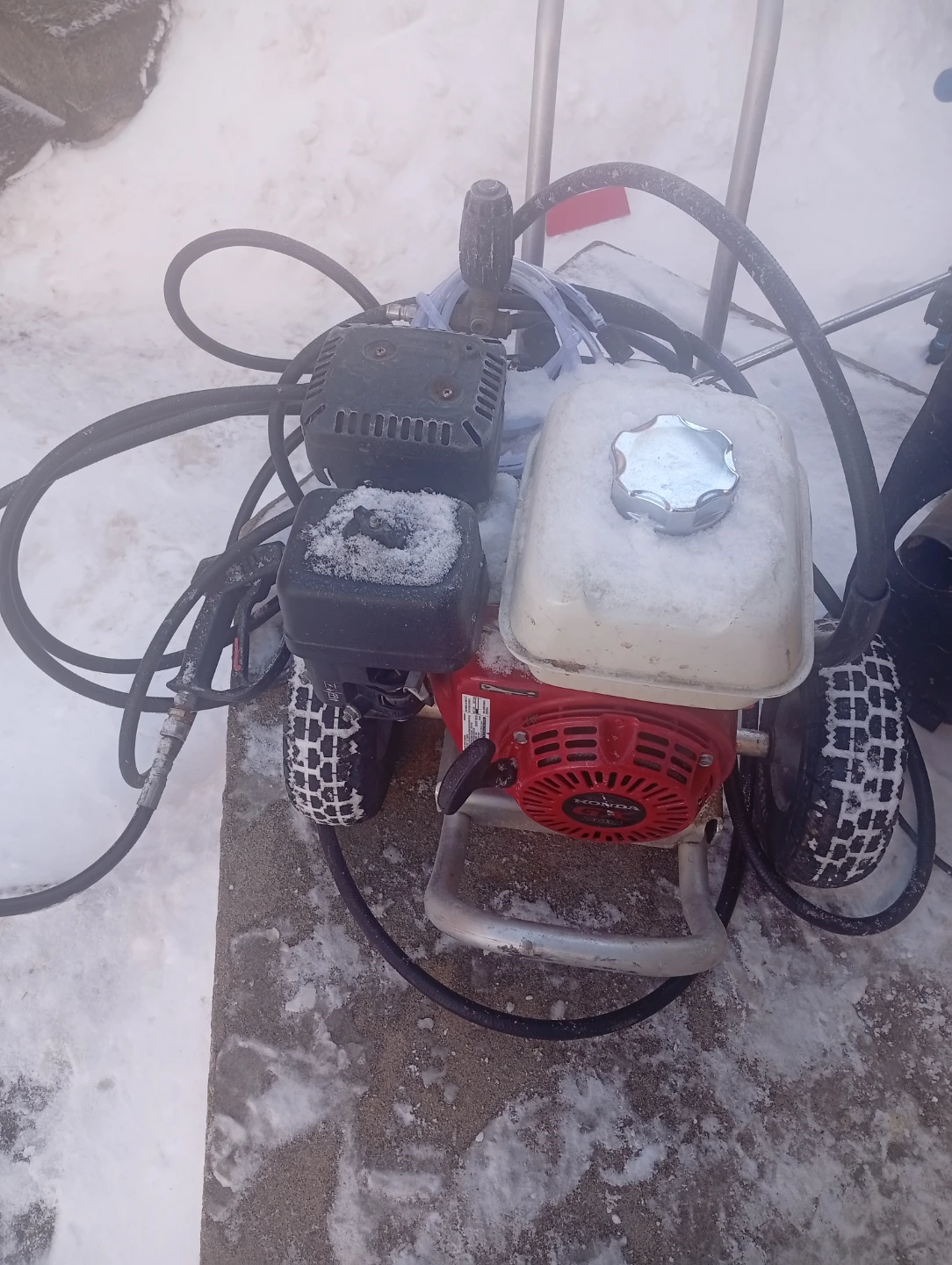 Honda Gas Powered Pressure Washer - photo 3