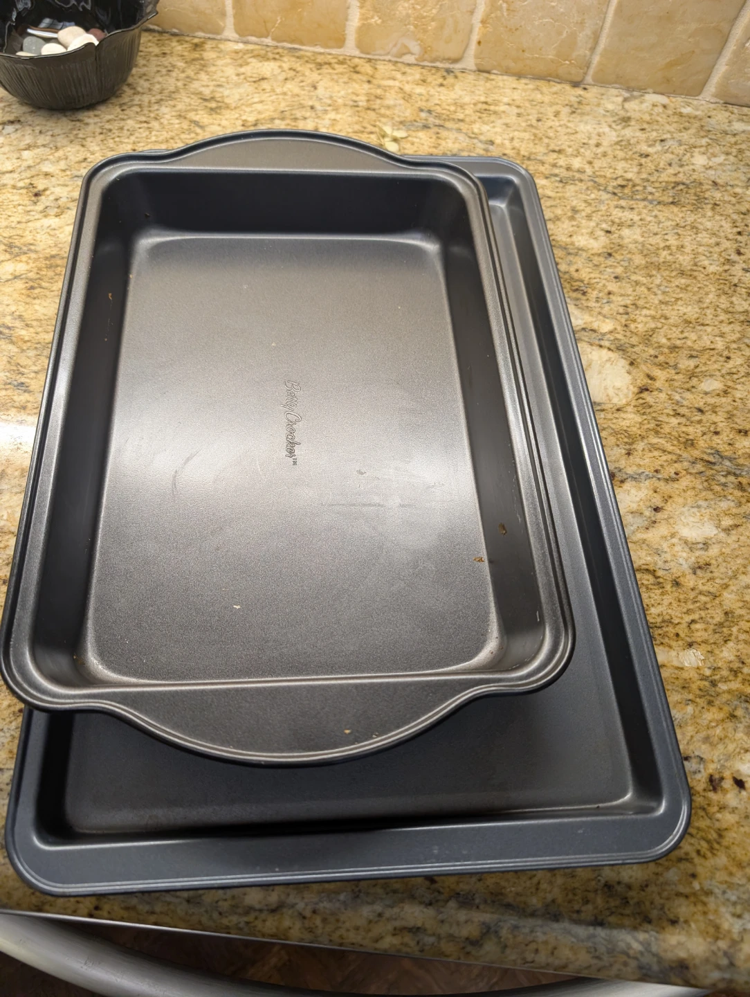 Betty Crocker Baking Sheets and Loaf Pan Set - photo 3