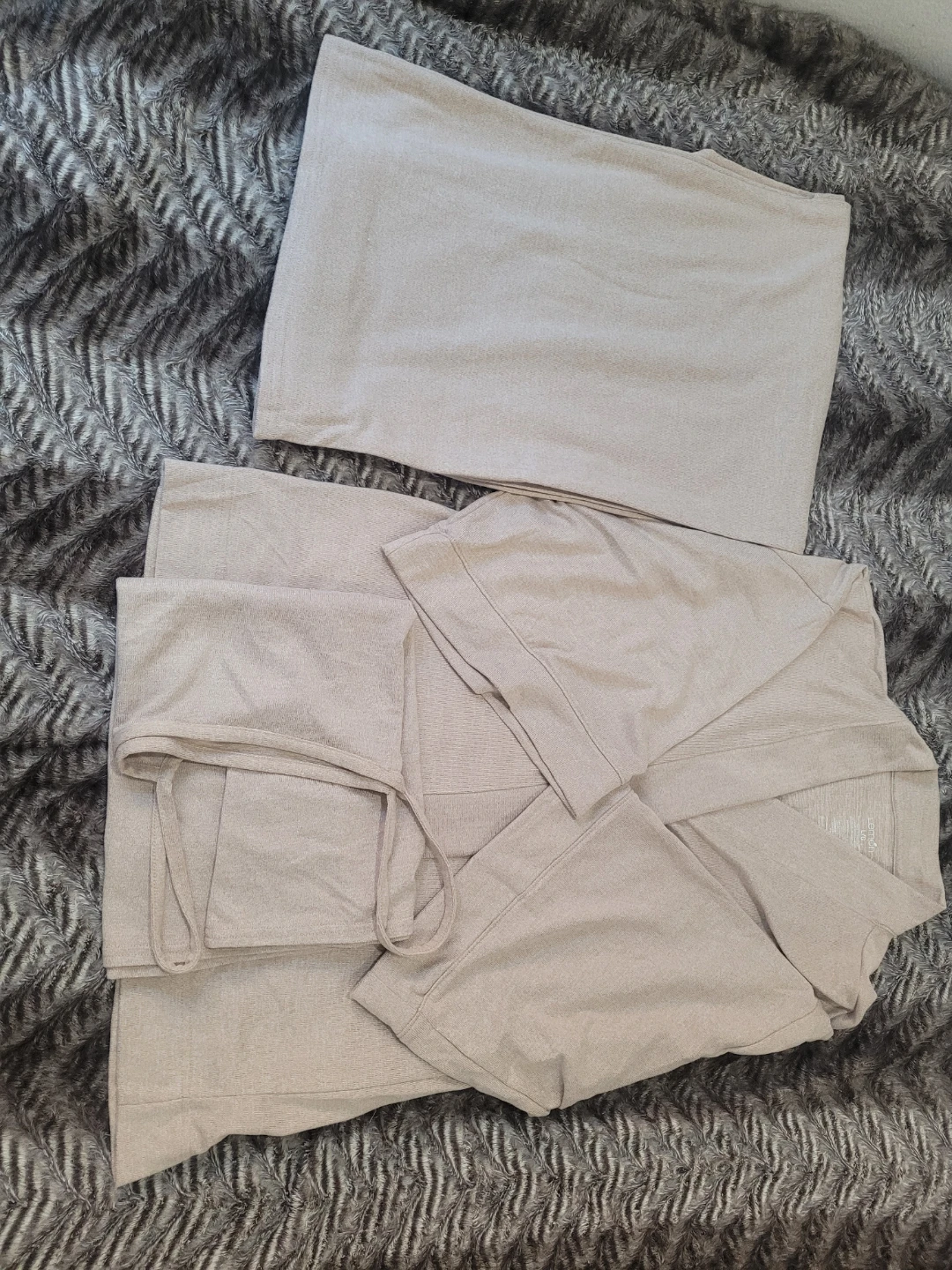 Lightweight Pajama Set and Robe - photo 3
