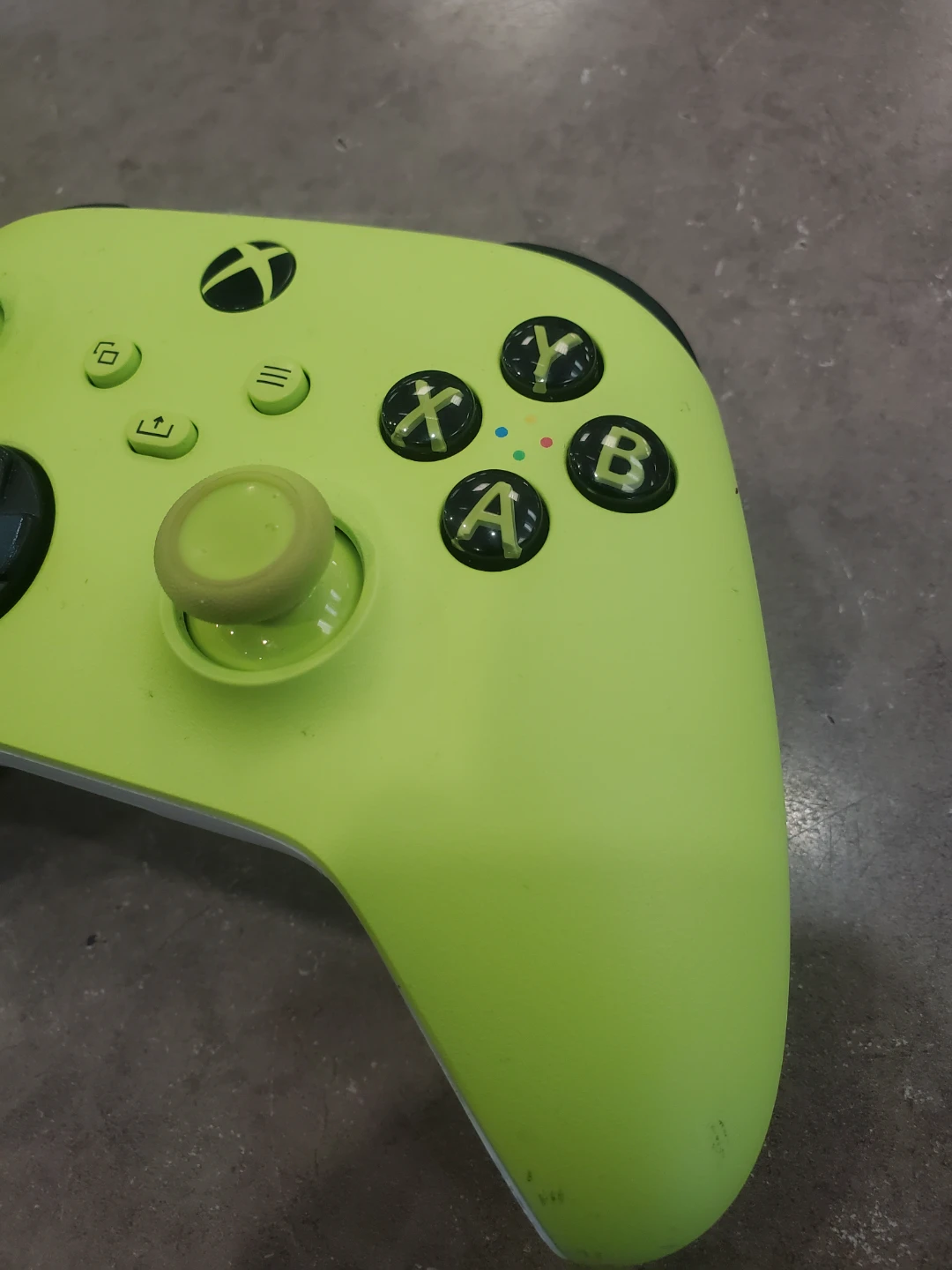 Xbox Wireless Controller - Electric Volt - photo 3