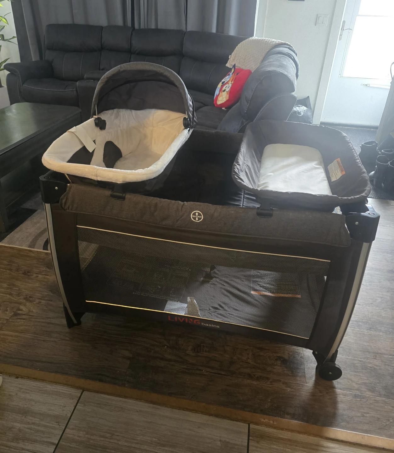 Playpen 4 in 1