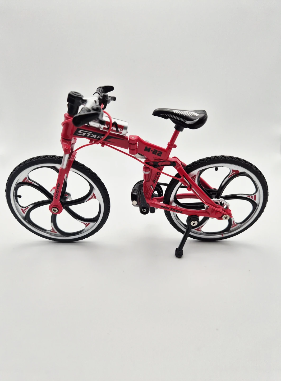 🤩 🚲 Model Toy Bike - photo 2