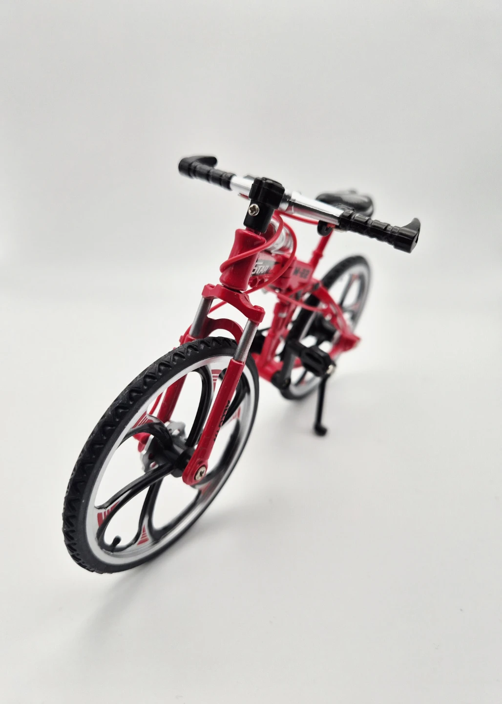 🤩 🚲 Model Toy Bike - photo 3
