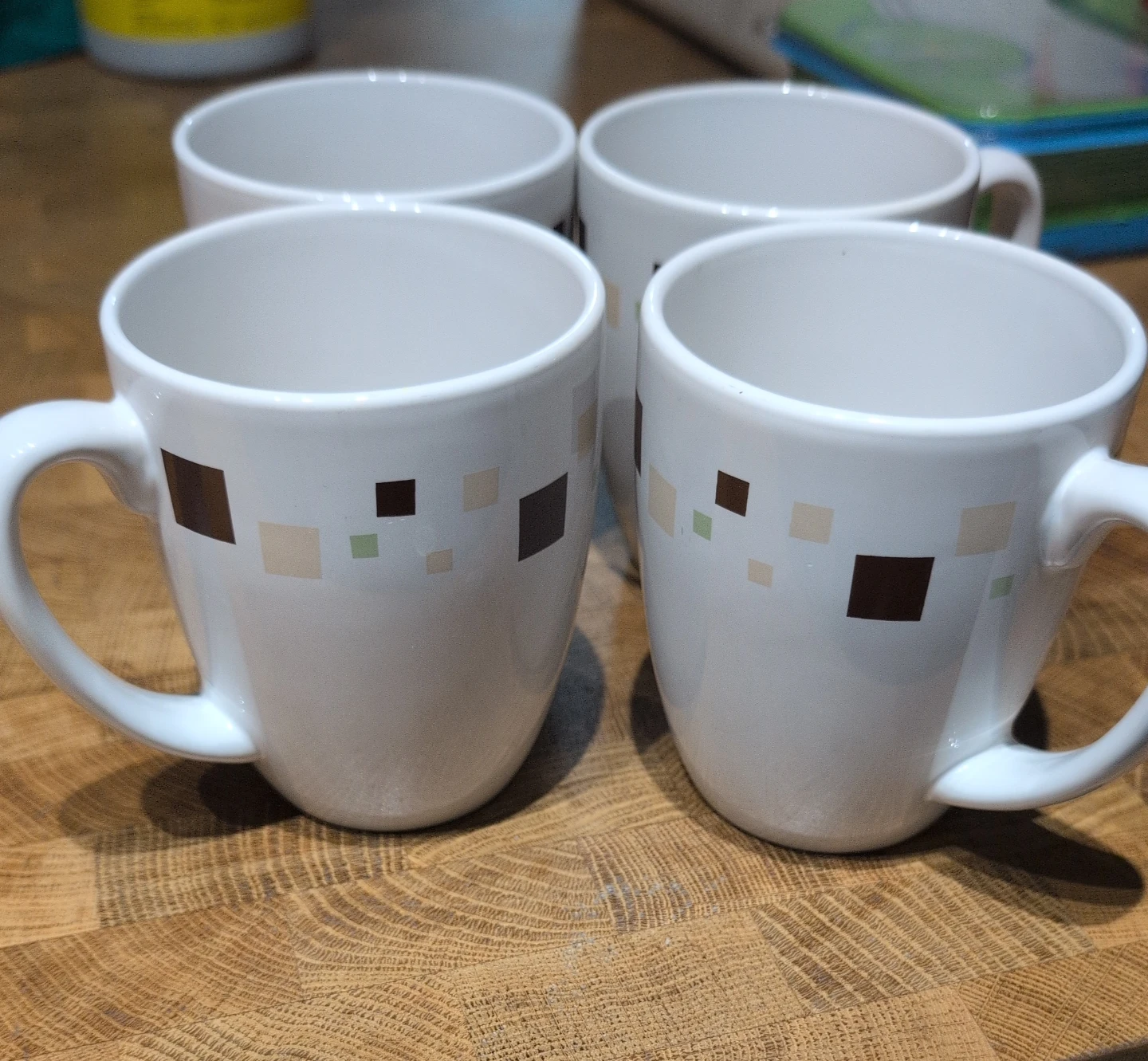 Set of 4 mugs