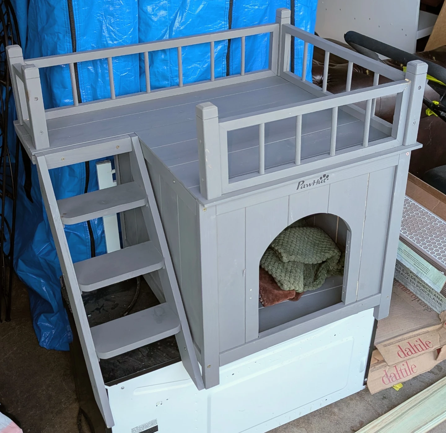 PawHut 2-Tier Cat House with Stairs and Balcony