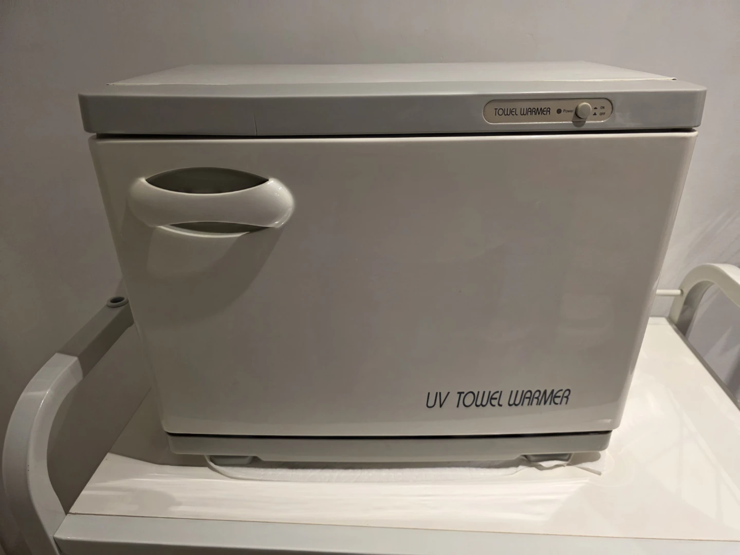 UV Towel Warmer