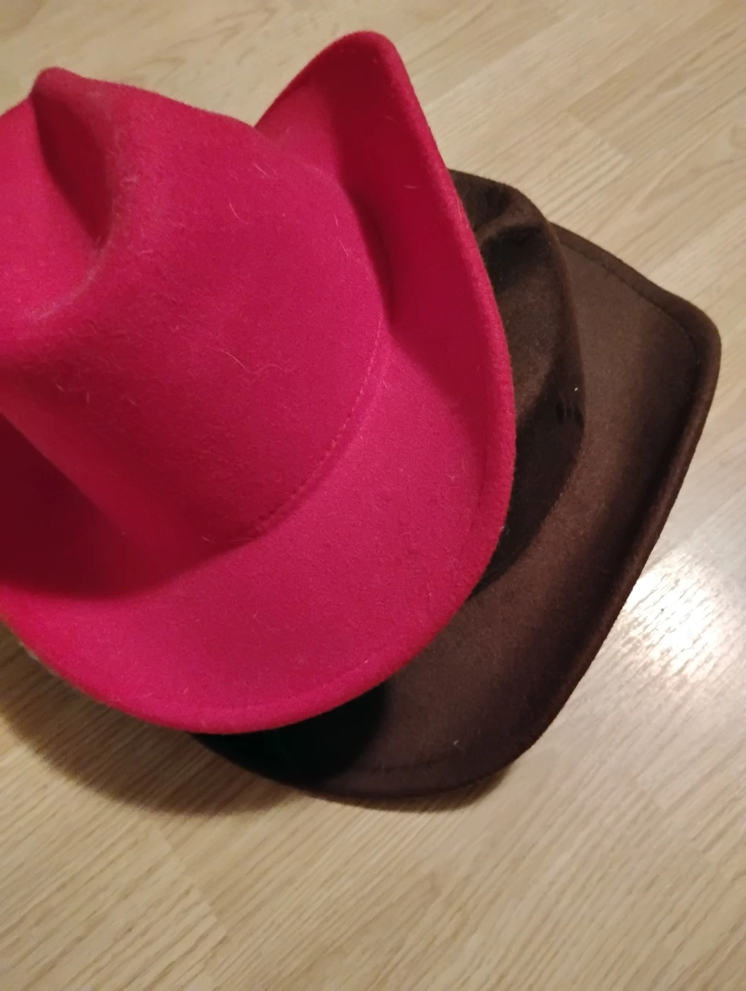 Felt Cowboy Hat - Red 🧡🧡🧡 - photo 2
