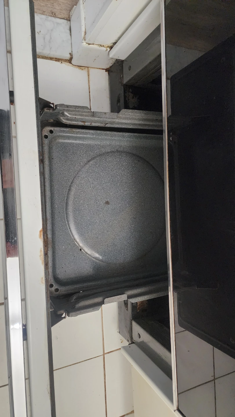 GE Electric Gas Range Stove Oven White - photo 4