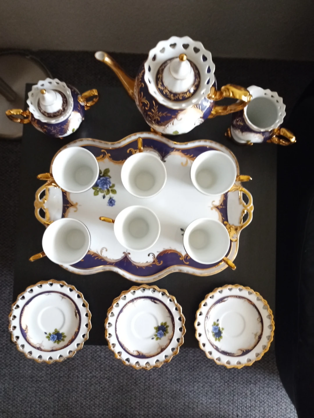 Adeline Porcelain Fine Tea Set 16 Pc