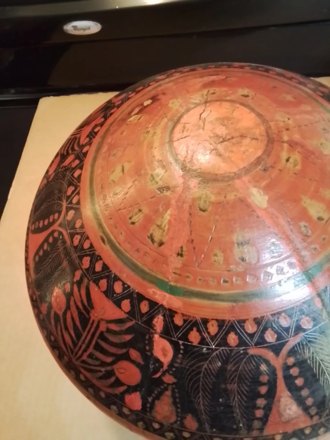 Antique Hand-Painted Mongolian Wood Lidded Bowl shaped like Yurt - photo 2