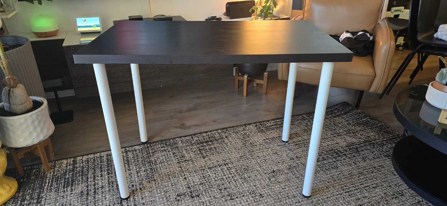 IKEA LINNMON / ADILS Table