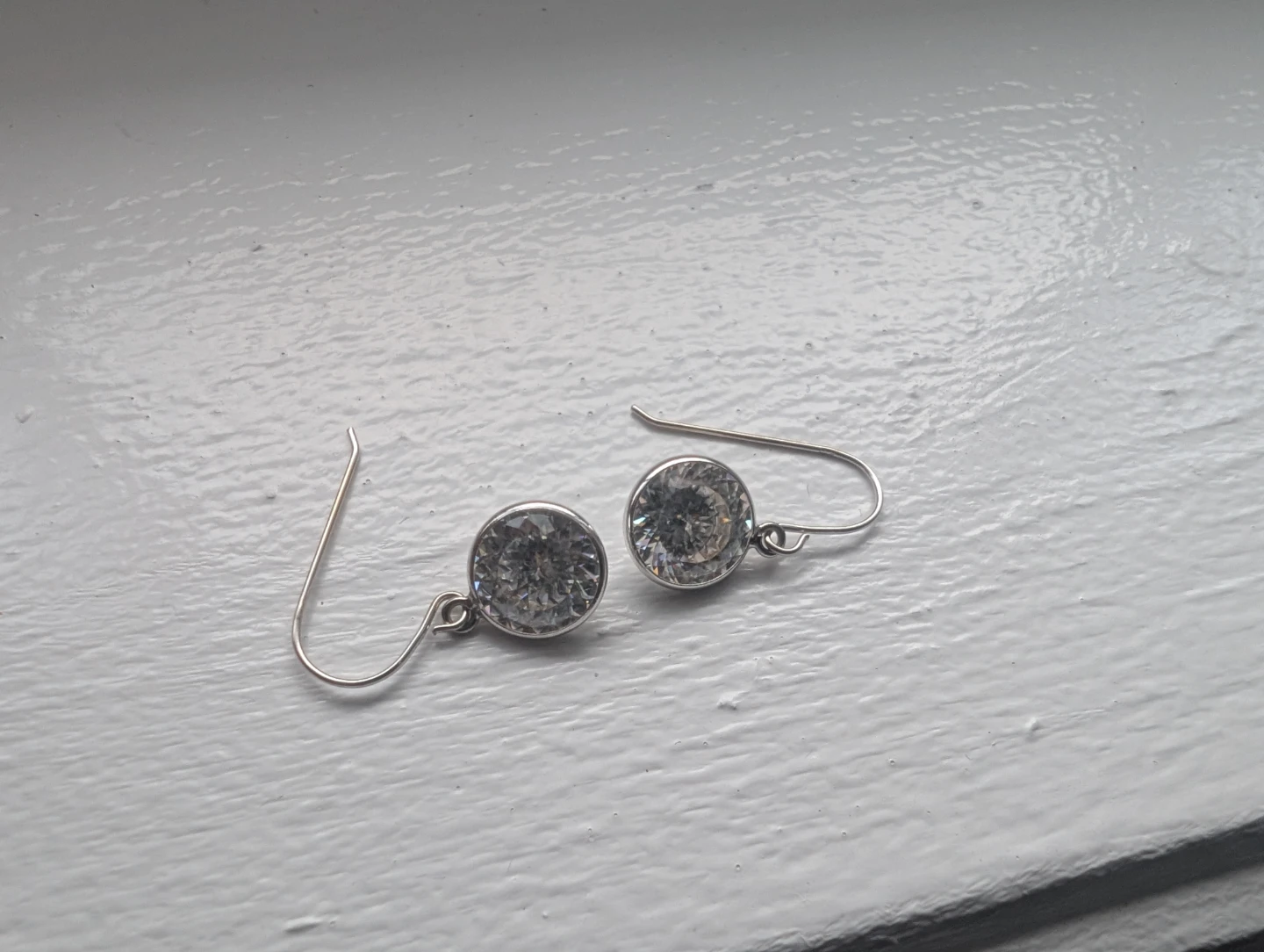 Brand New 14K White Gold Moissanite Earrings For Sale - photo 5