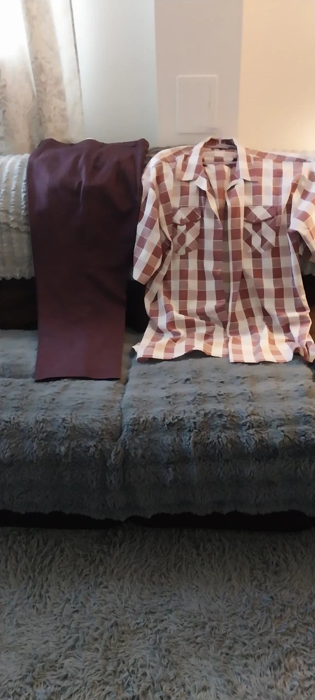 Bundle of Men's Plaid Short Sleeve Shirts and Pants - photo 5