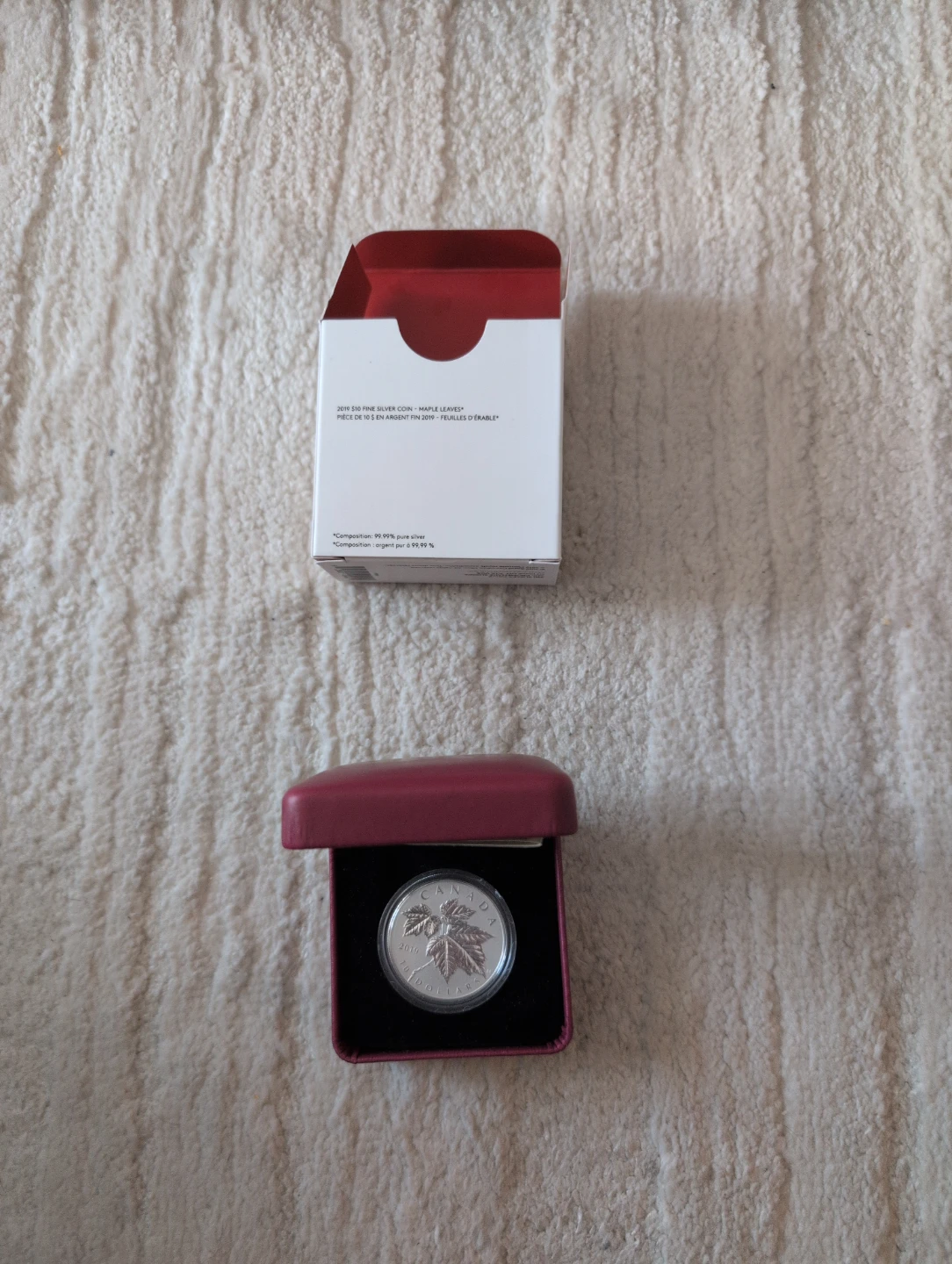 2019 $10 Fine Silver Coin - Maple Leaves - photo 2