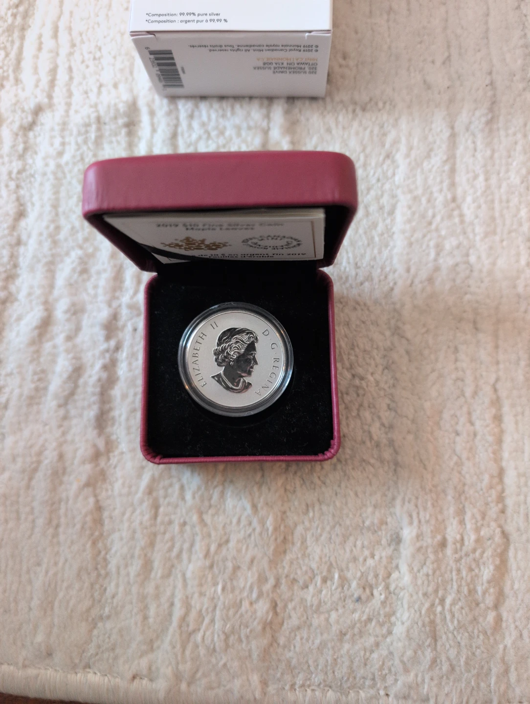 2019 $10 Fine Silver Coin - Maple Leaves - photo 4