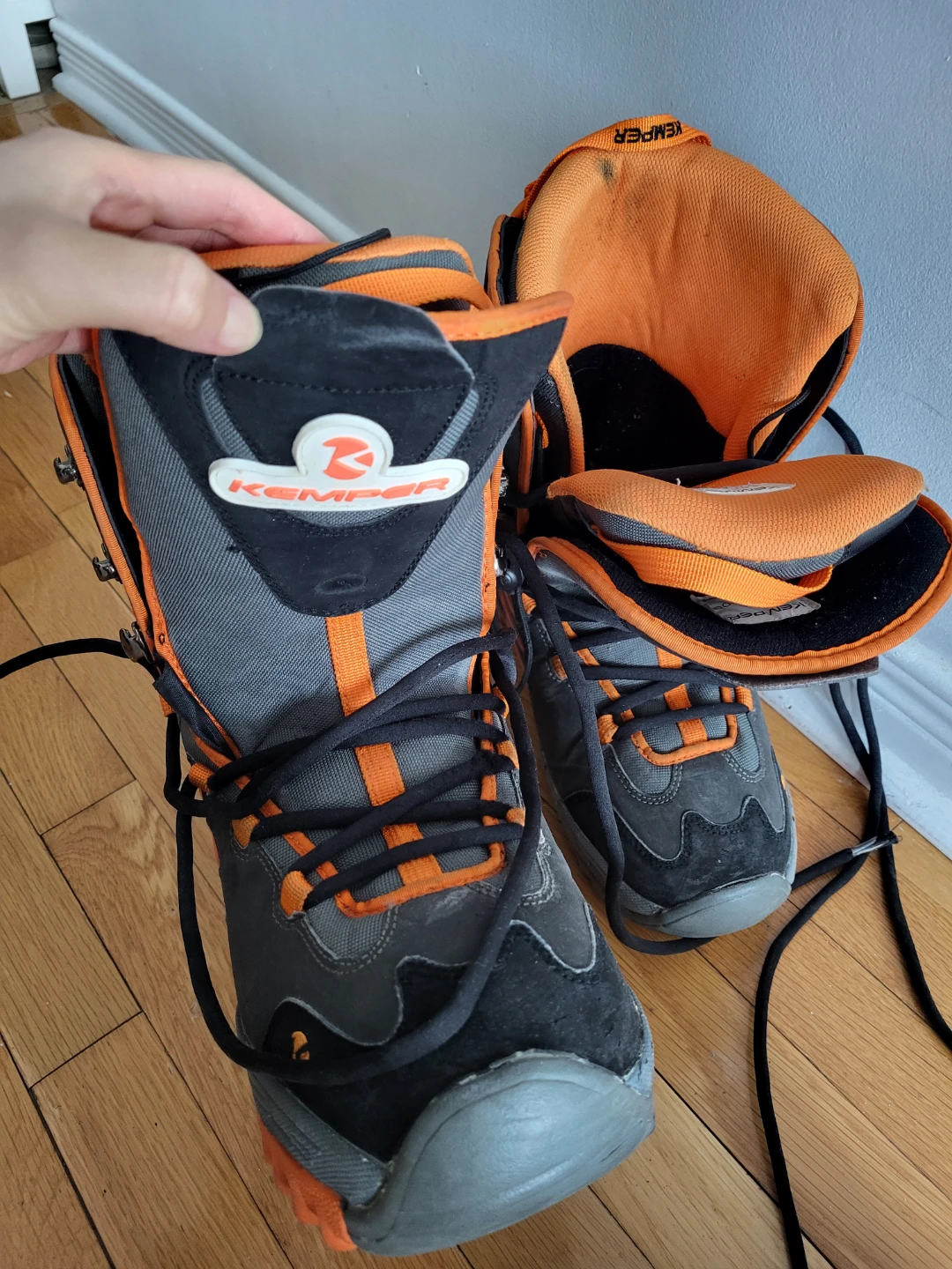 Kemper Snowboard Boots Size 8.5 USA