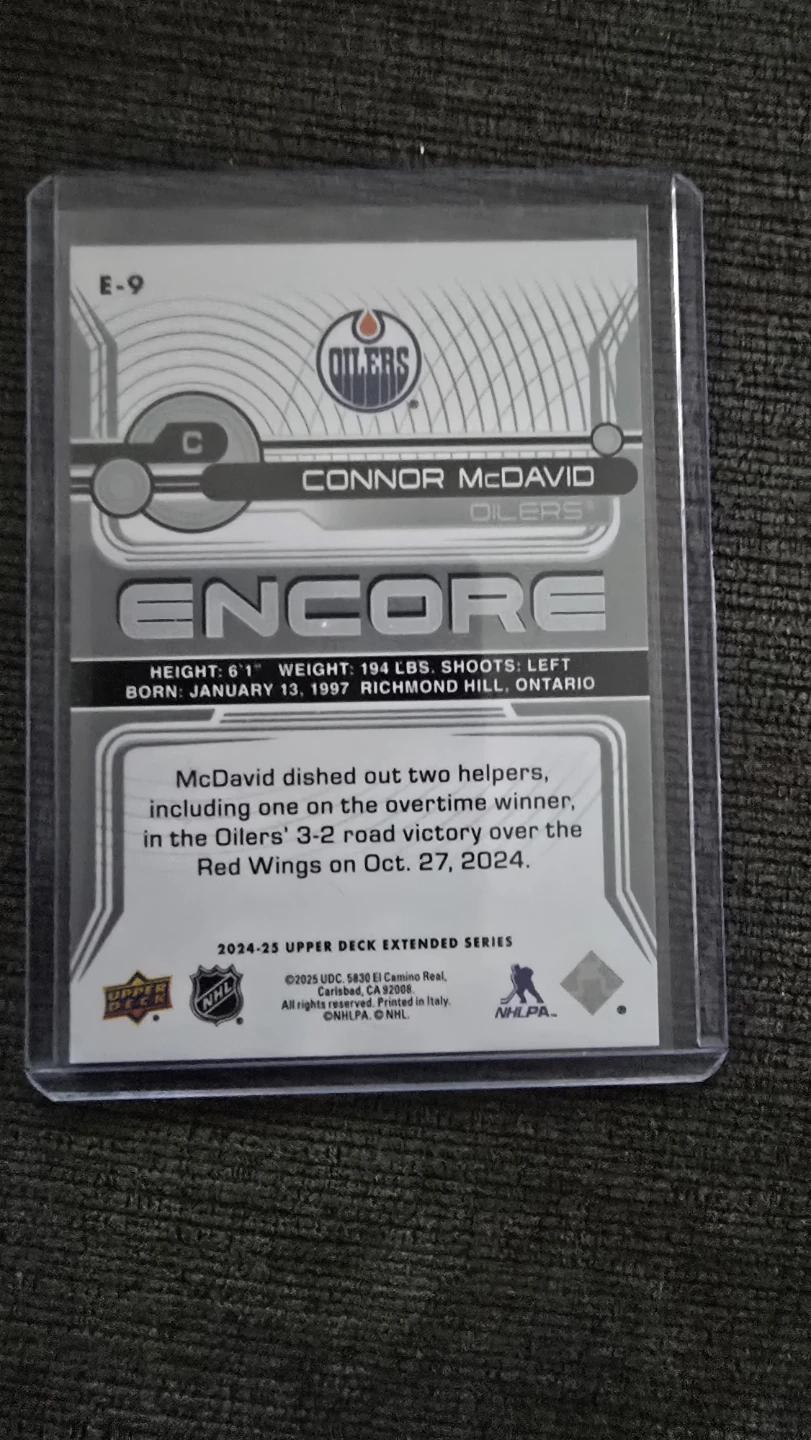 Upper Deck Connor McDavid Oilers ENCORE Hockey Card - photo 2