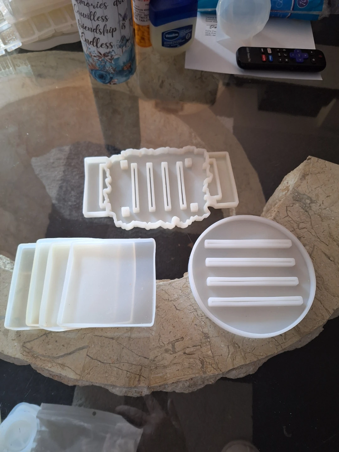 OVER 40 SILICONE MOLDS.