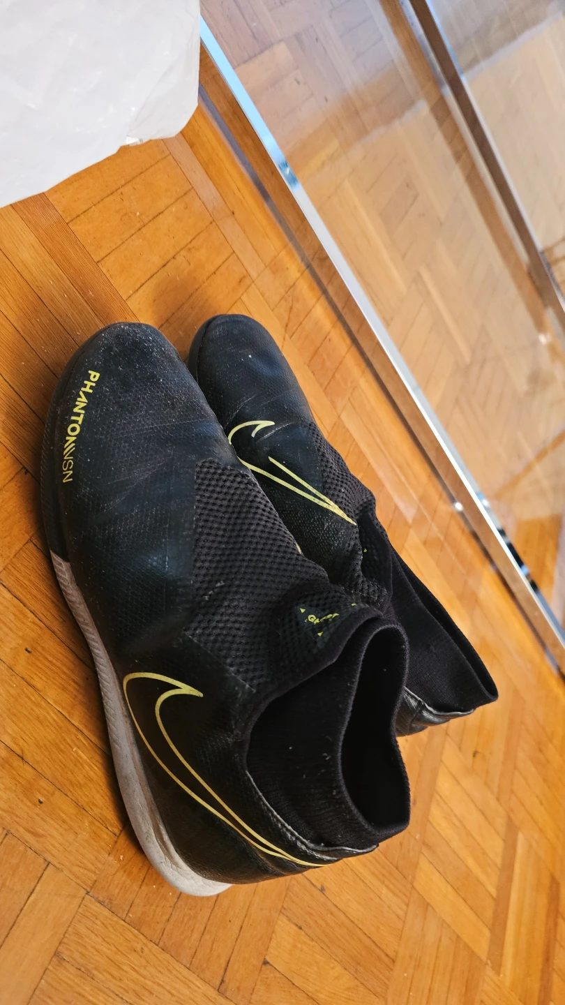 Nike Phantom VSN Indoor Soccer Shoes Size 7