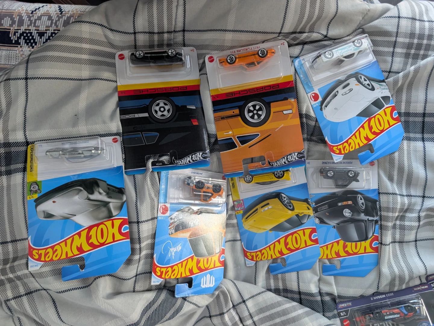 HOTWHEELS DEAL OF A LIFE TIME - photo 3