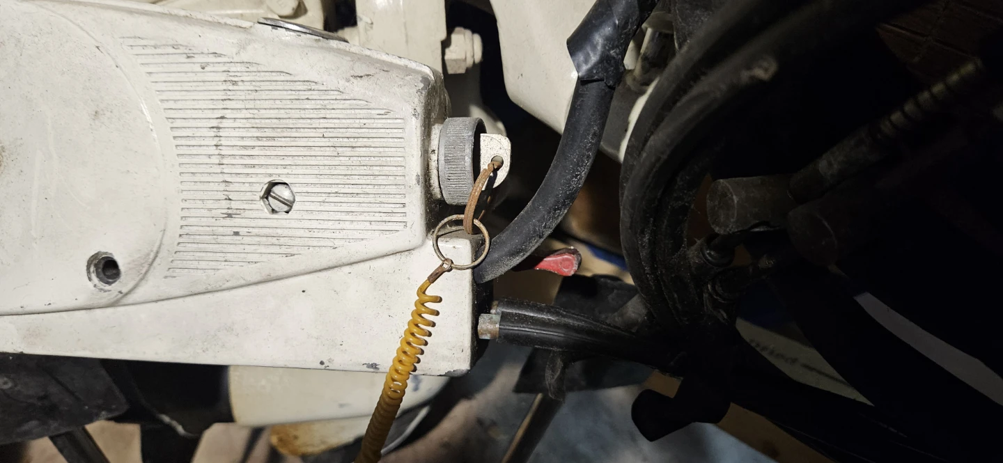 Kiekhaefer Mercury Mark 58 Outboard Motor - photo 5