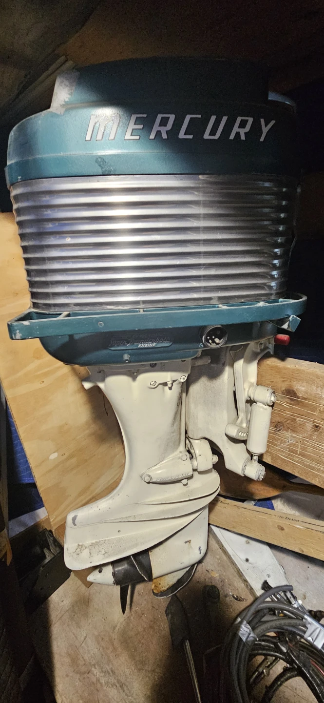 Kiekhaefer Mercury Mark 58 Outboard Motor - photo 3