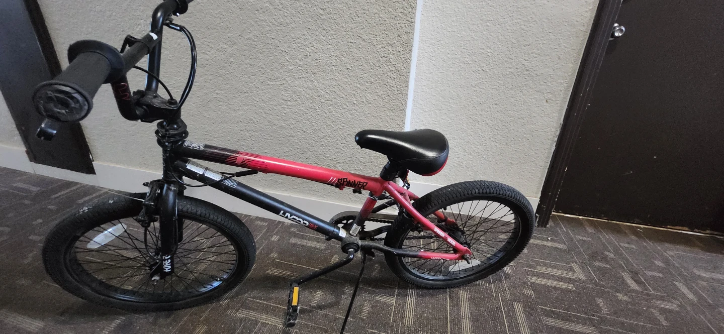 BMX Bike - Black and Red - photo 2