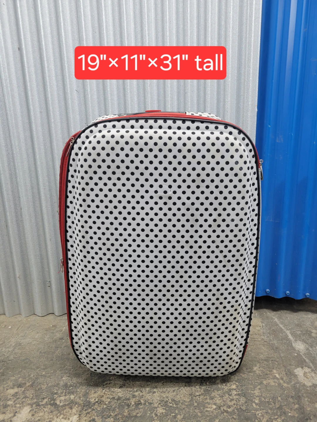 Suitcases - photo 2