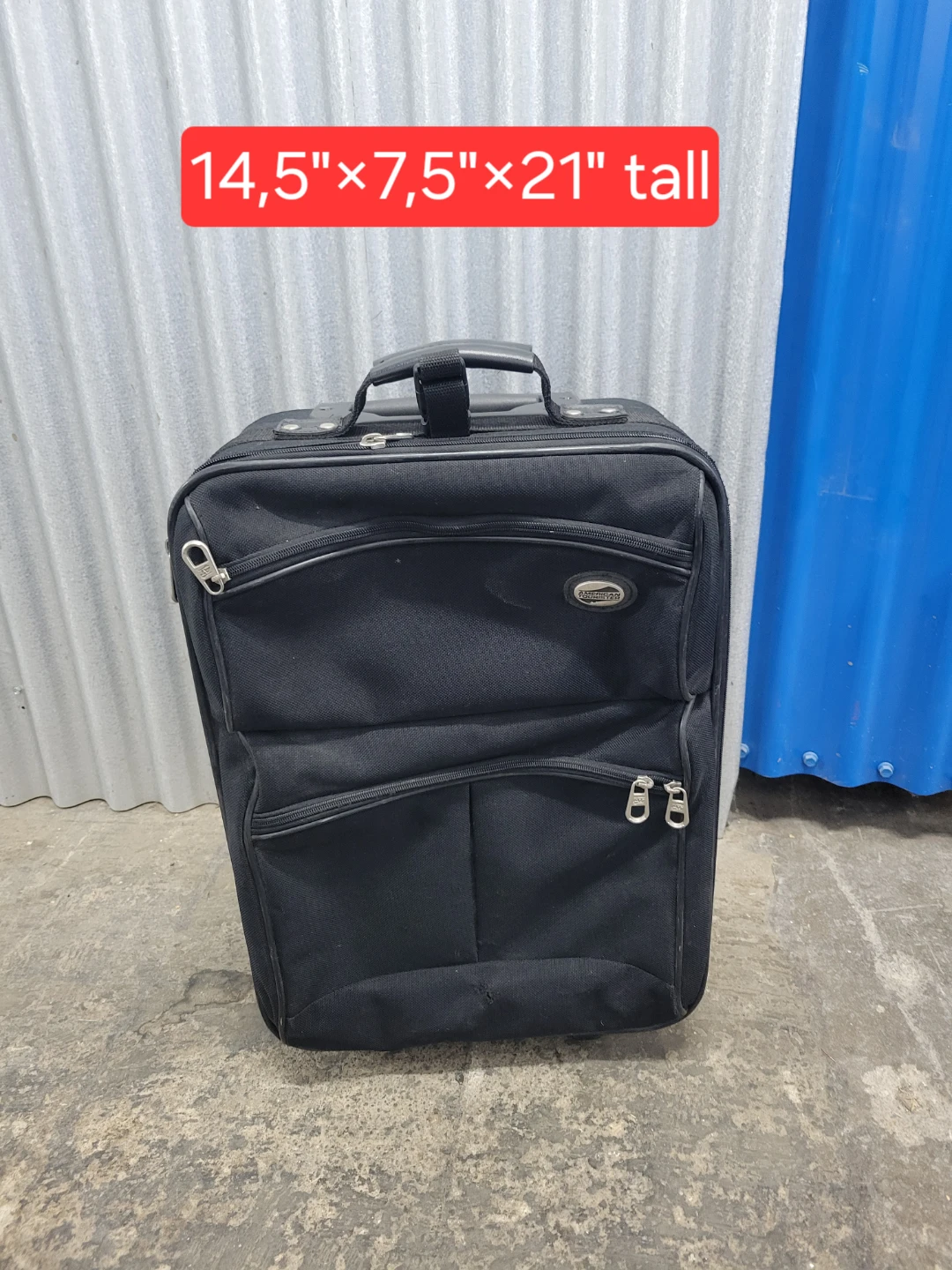 Suitcases - photo 5