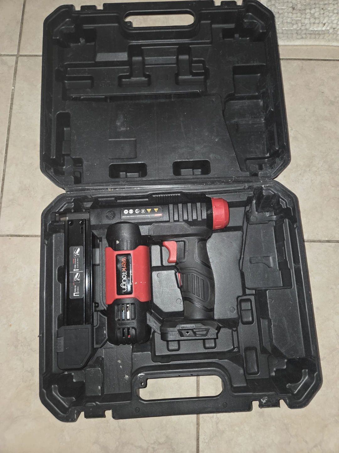WerkTough 20V Cordless Staple Gun Brad Nailer 2-in-1 Tool Case