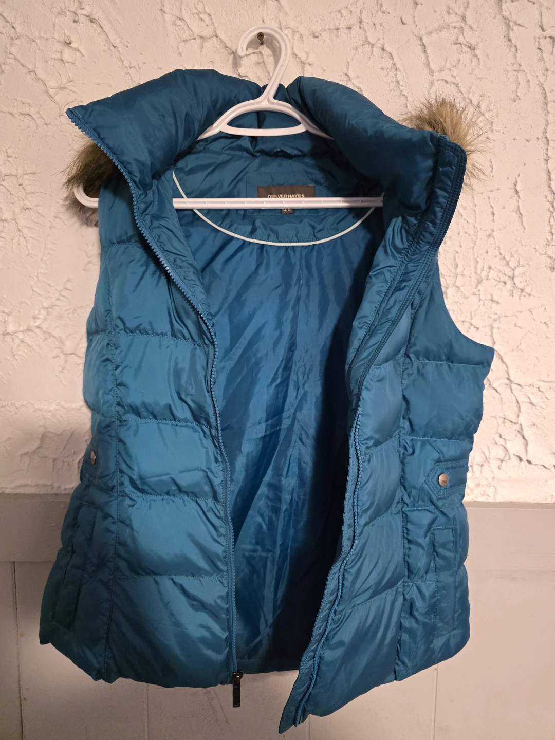 Denver Hayes Puffer Vest with Faux Fur Hood Size M - photo 4