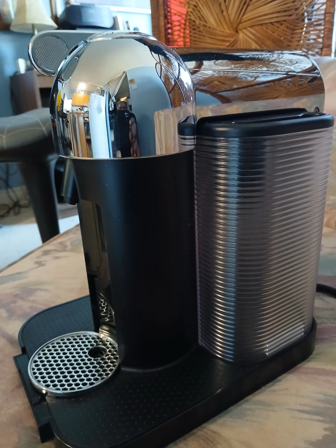 Nespresso Vertuo Coffee Machine - photo 3