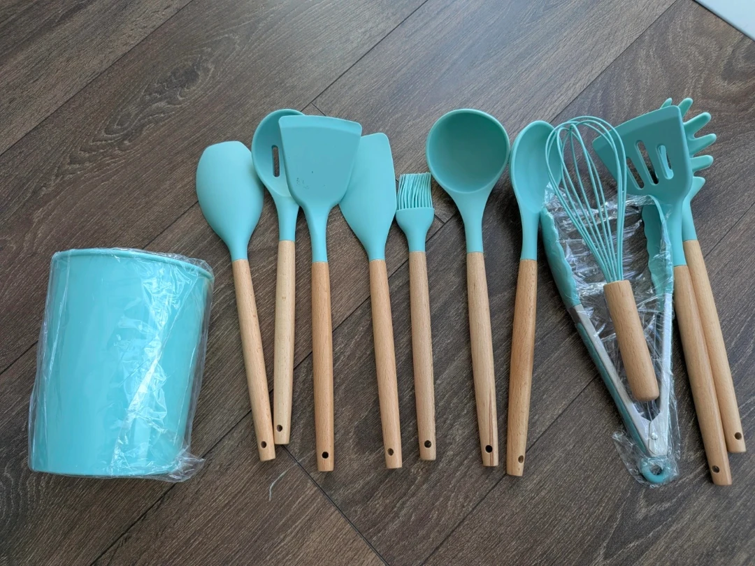 12-Piece Silicone Kitchen Utensil Set with Holder