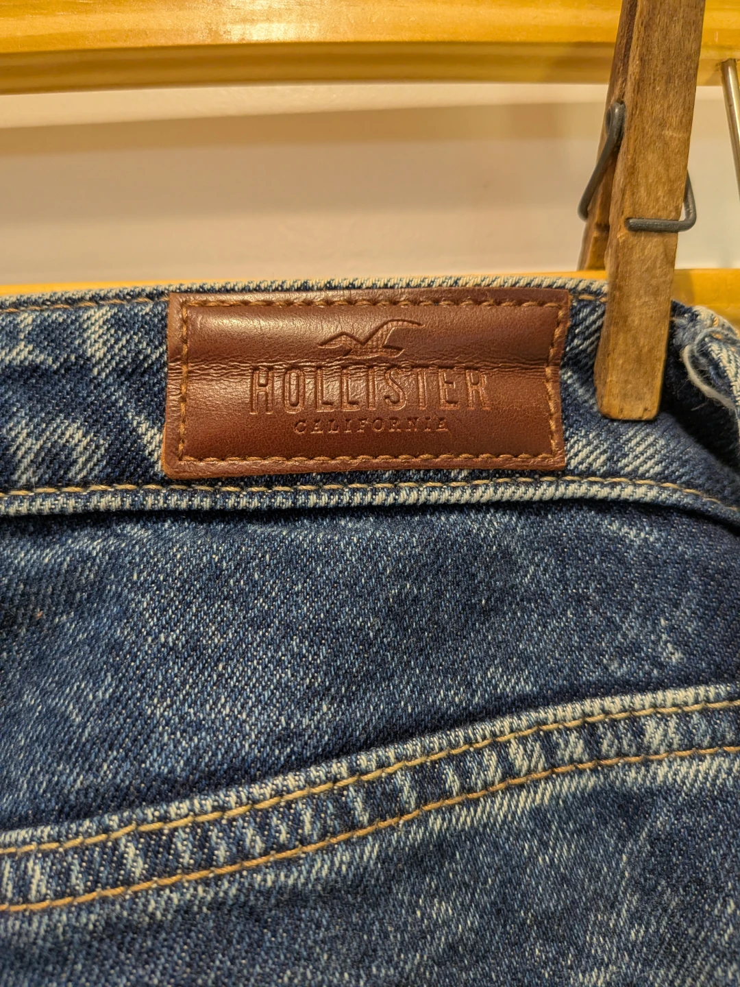 Hollister High-Rise Dark Wash blue jeans size 30 - photo 4