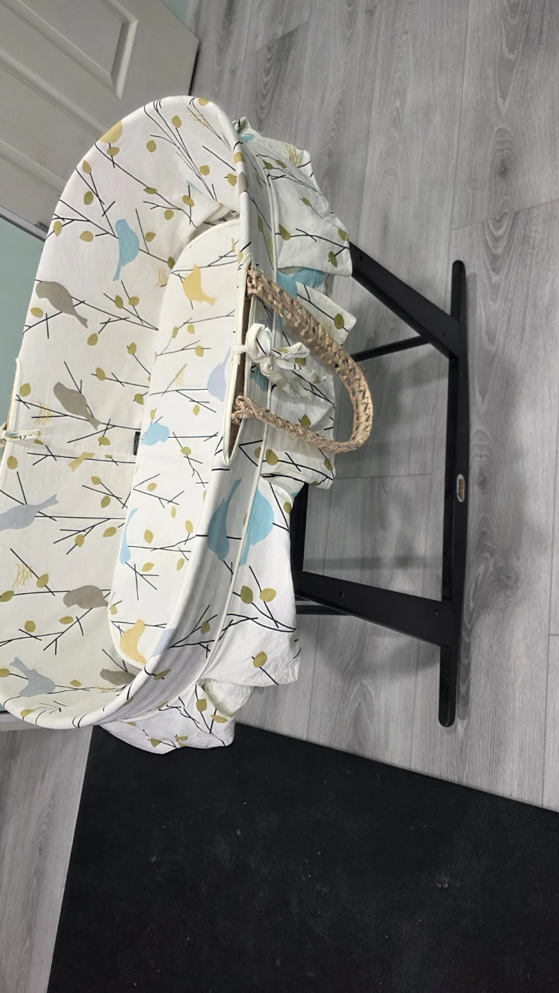 Baby Bassinet with Bird Pattern - photo 2