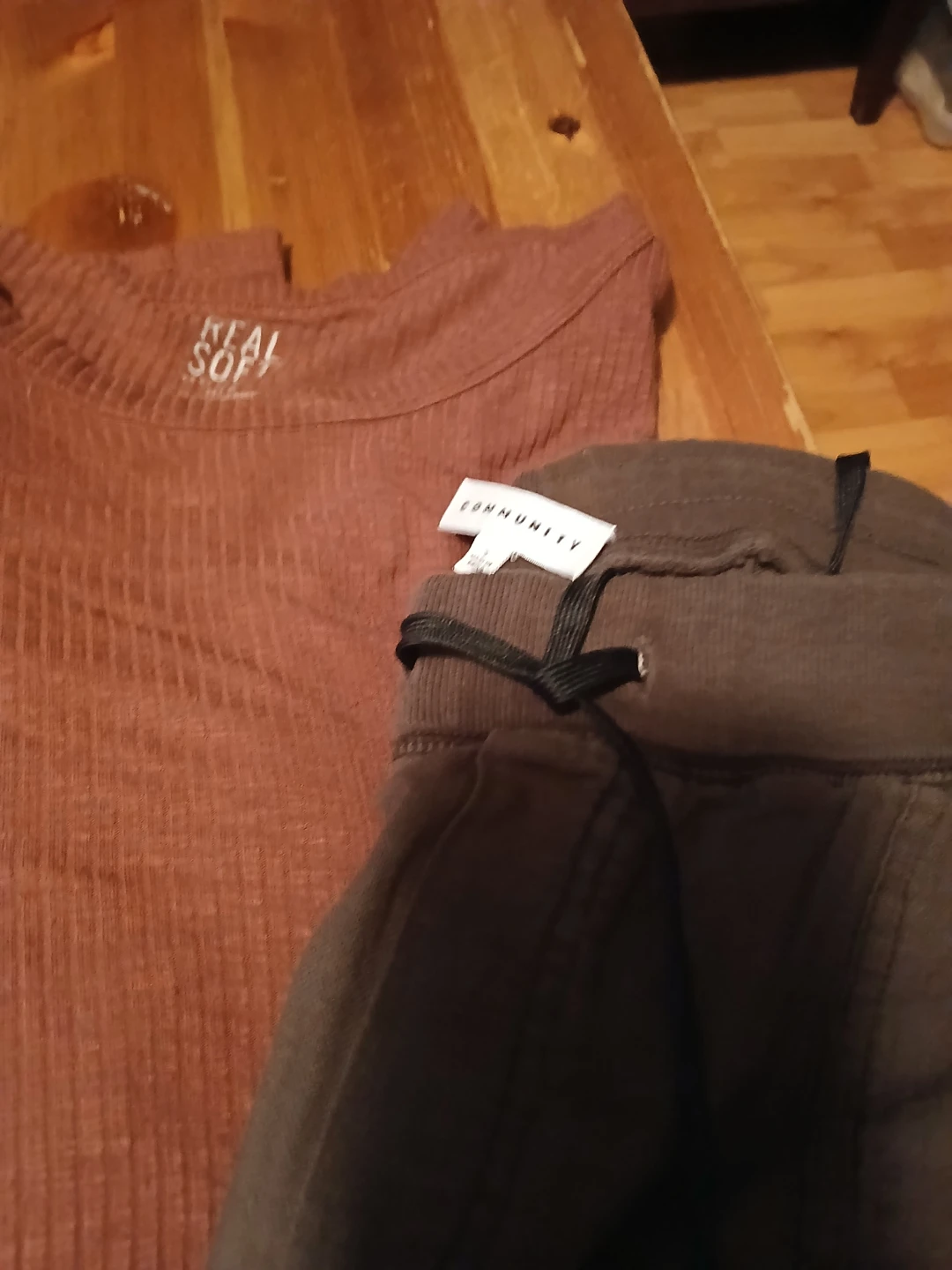 American Eagle Soft & Sexy T-Shirt Bundle - photo 3