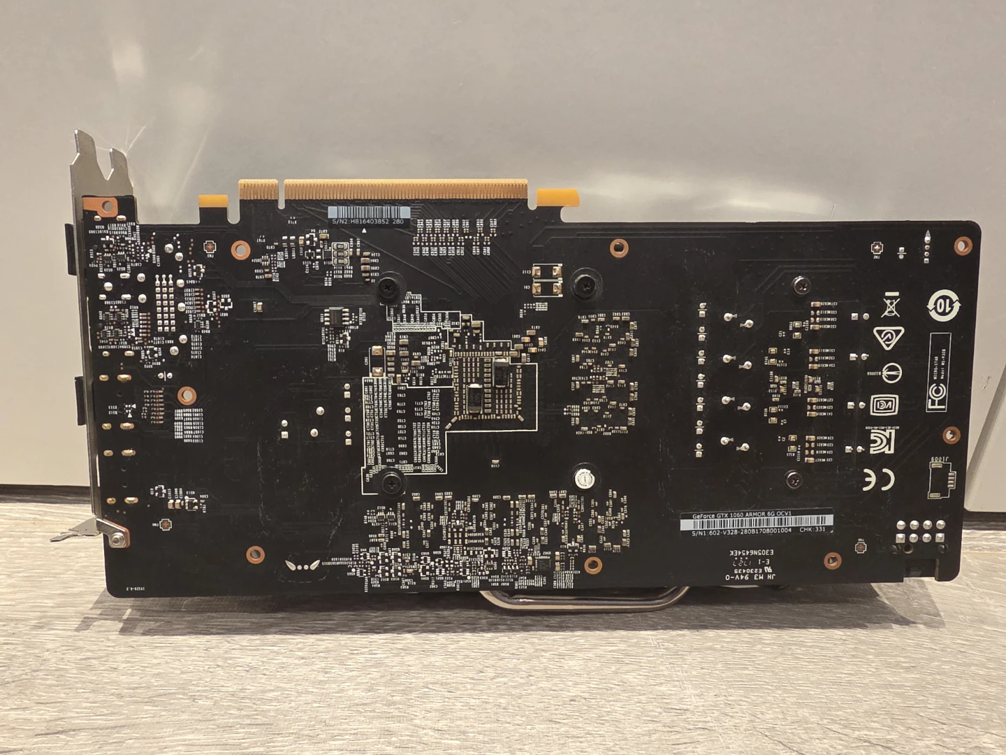 MSI GeForce GTX 1060 ARMOR 6G OCV1 Graphics Card - photo 2