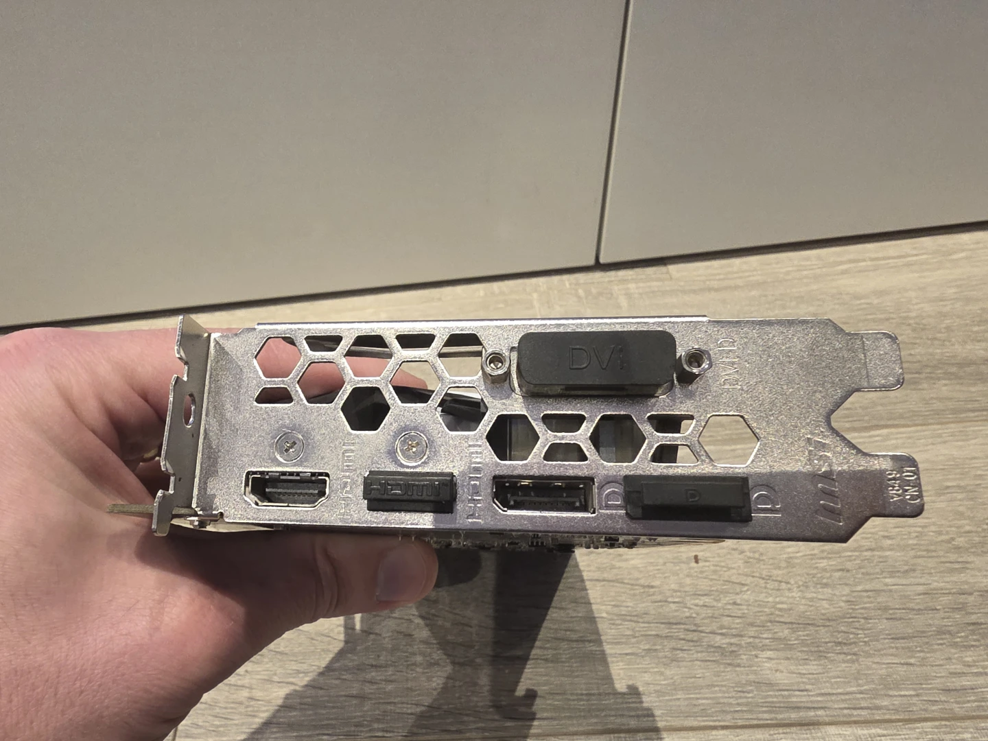 MSI GeForce GTX 1060 ARMOR 6G OCV1 Graphics Card - photo 4