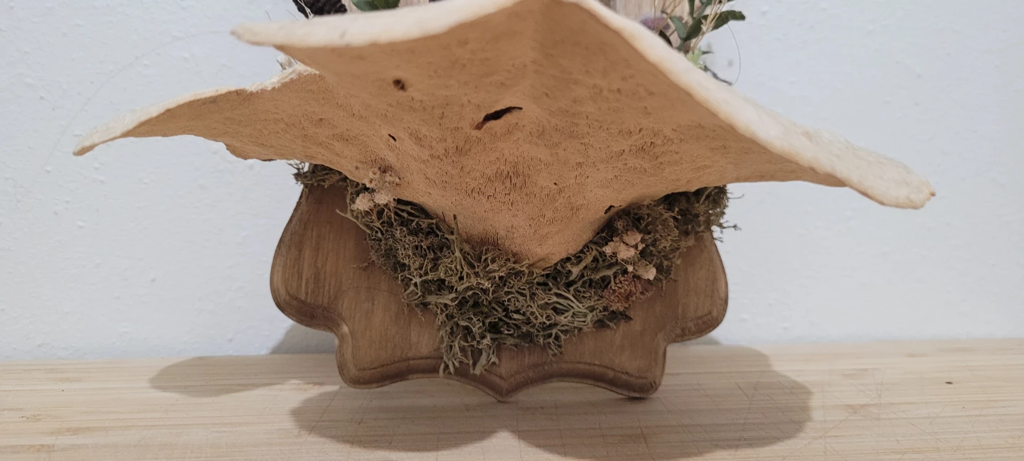 Dried Floral and Wood Display - photo 3