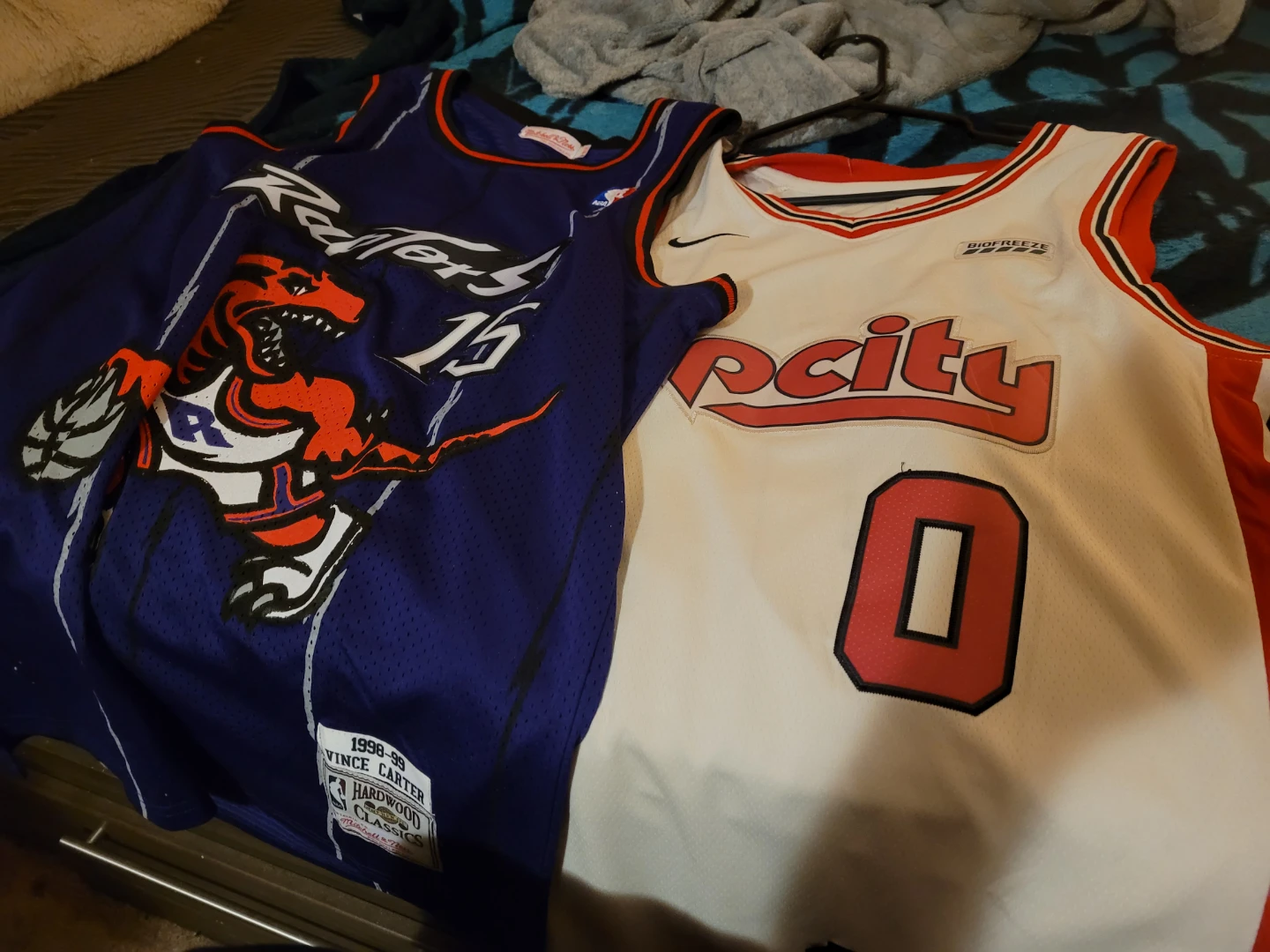 Toronto Raptors Vince Carter Mitchell & Ness Jersey