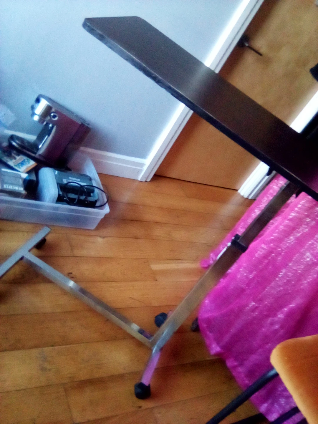 Adjustable Rolling Bedside Table