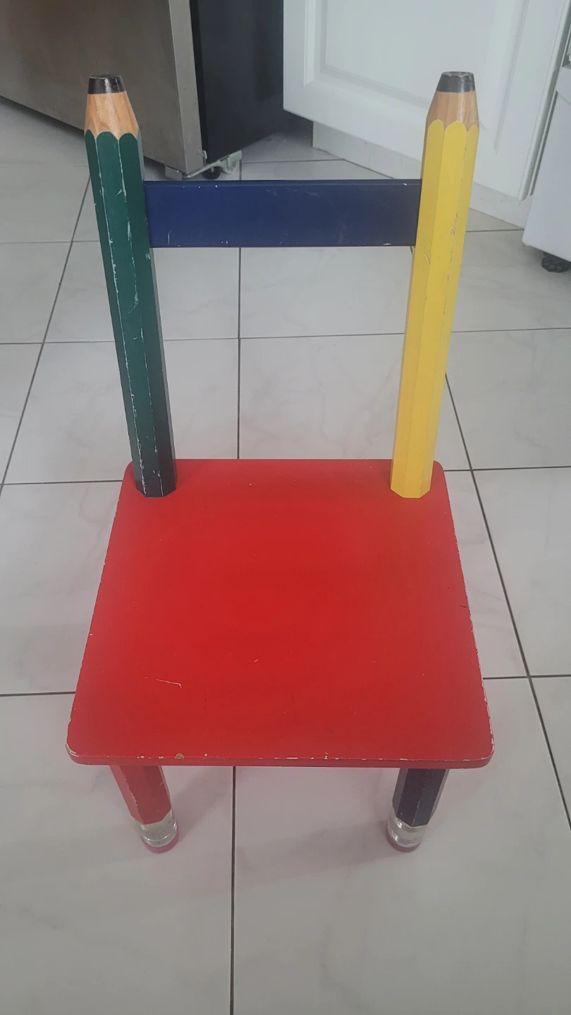 Kid's Pencil Chair - photo 2