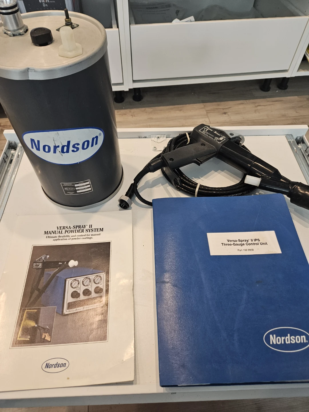 Nordson Versa-Spray II Powder Coating System - photo 3